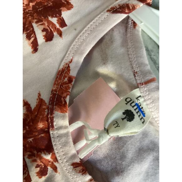 Kate Quinn Sleeveless Tank Top Size 7Y Dark Red Ivory Hawaiian Floral V Neck - Picture 4 of 5